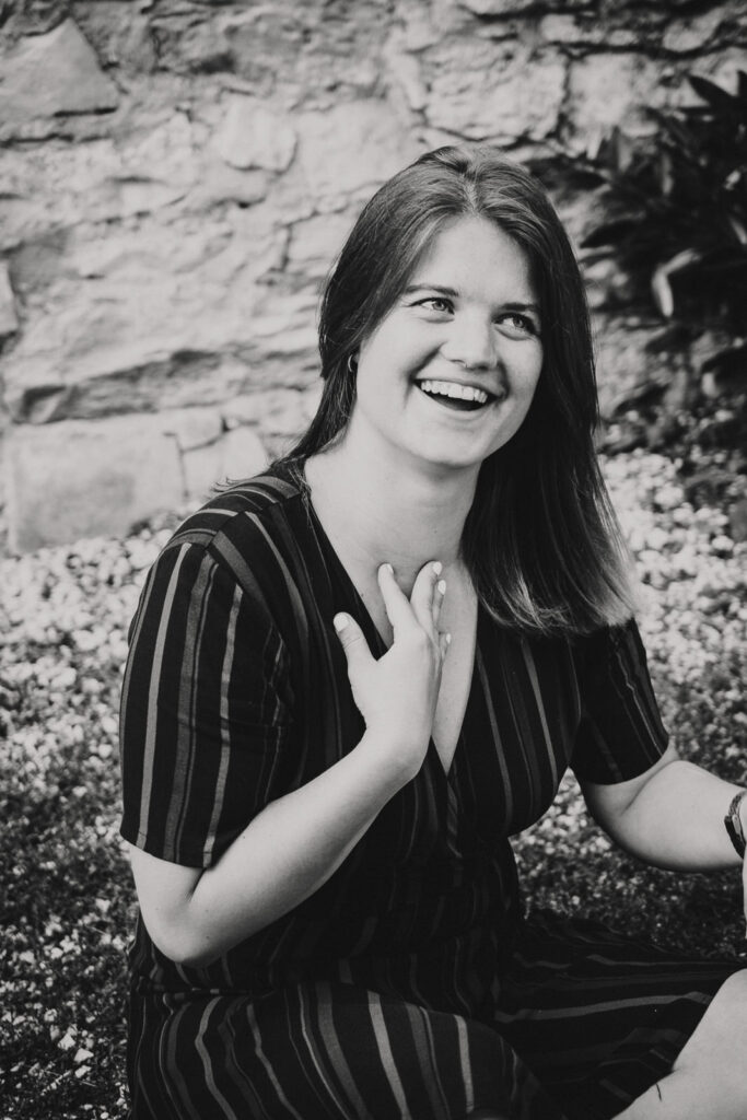 Portraitshooting einer Frau Outdoor Fotograf Karin Bergmaier Landshut